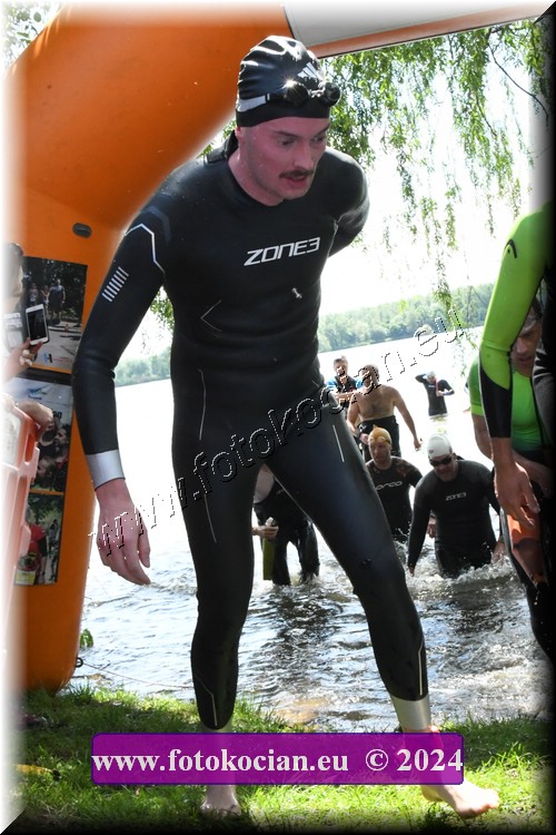 Náhled obrázku: 2024-1542-Podebradsky-triatlon-.JPG