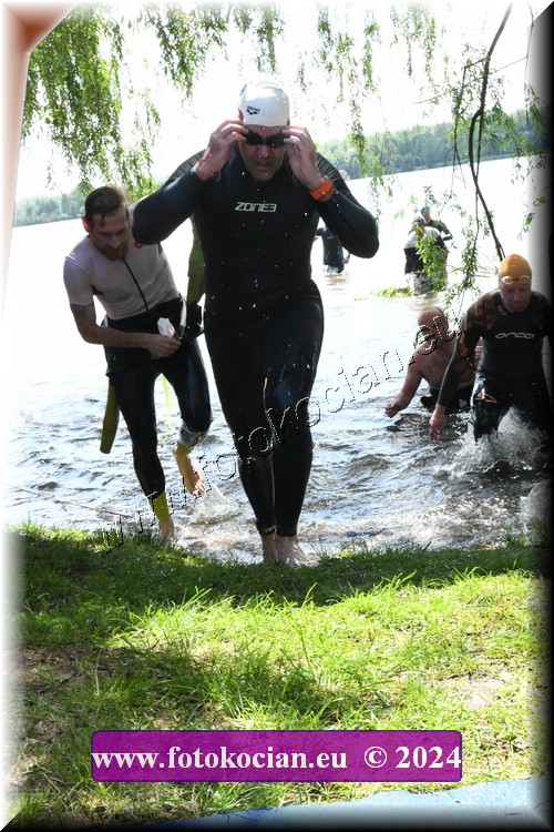 Náhled obrázku: 2024-1544-Podebradsky-triatlon-.JPG