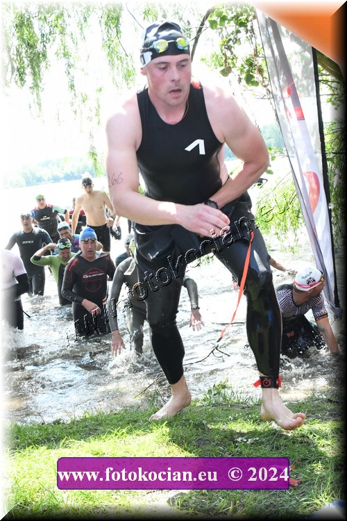 Náhled obrázku: 2024-1567-Podebradsky-triatlon-.JPG
