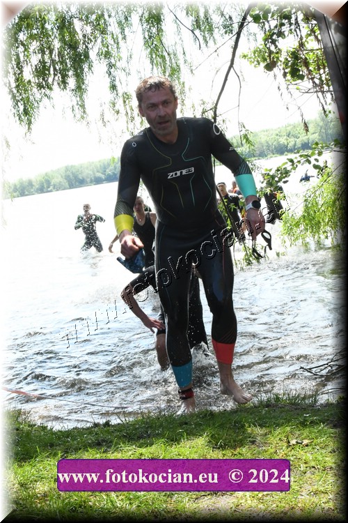Náhled obrázku: 2024-1599-Podebradsky-triatlon-.JPG