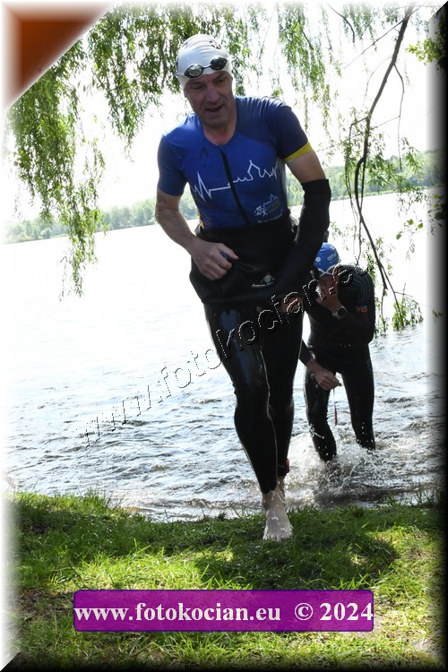 Náhled obrázku: 2024-1612-Podebradsky-triatlon-.JPG