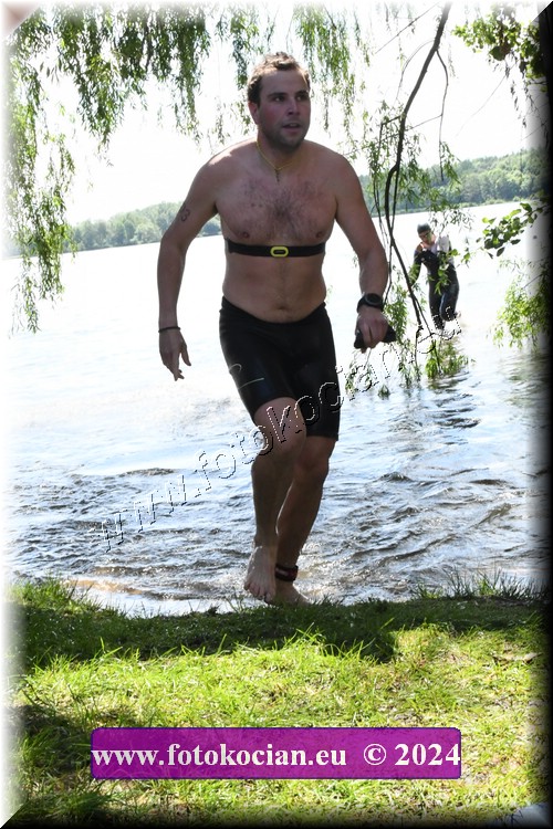 Náhled obrázku: 2024-1620-Podebradsky-triatlon-.JPG