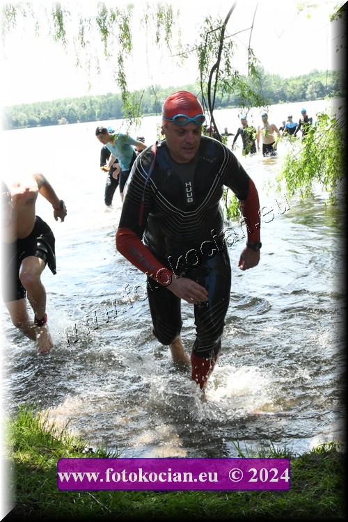 Náhled obrázku: 2024-1623-Podebradsky-triatlon-.JPG
