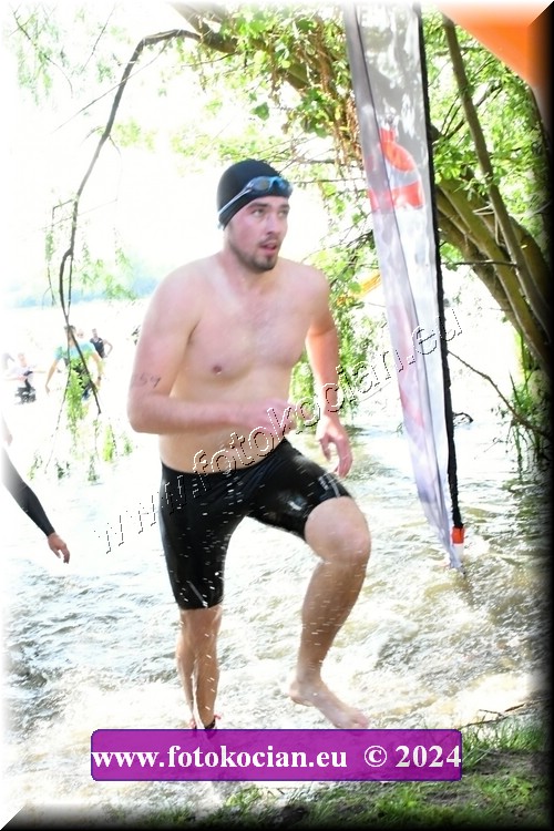 Náhled obrázku: 2024-1628-Podebradsky-triatlon-.JPG