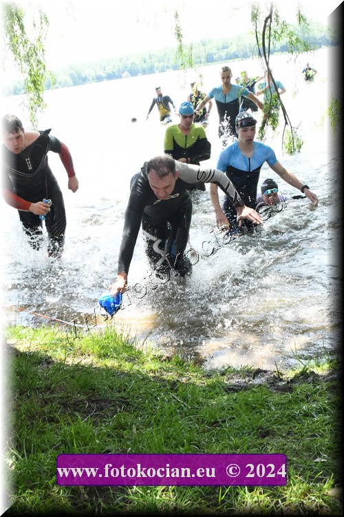 Náhled obrázku: 2024-1631-Podebradsky-triatlon-.JPG