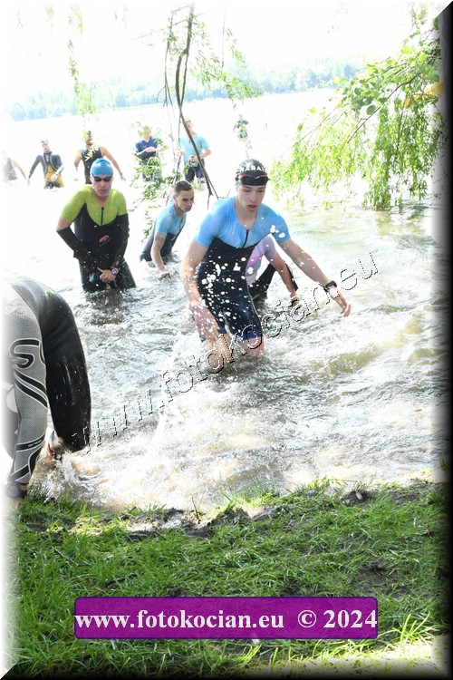 Náhled obrázku: 2024-1632-Podebradsky-triatlon-.JPG