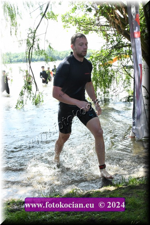 Náhled obrázku: 2024-1650-Podebradsky-triatlon-.JPG