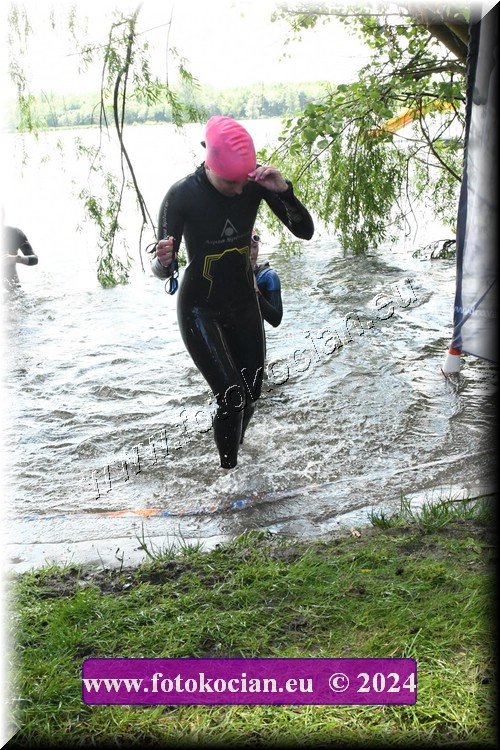 Náhled obrázku: 2024-1753-Podebradsky-triatlon-.JPG