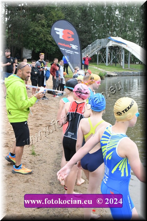 Náhled obrázku: 2024-2486-Podebradsky-triatlon-.JPG