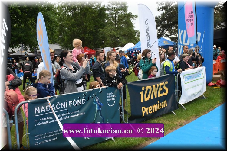 Náhled obrázku: 2024-2499-Podebradsky-triatlon-.JPG