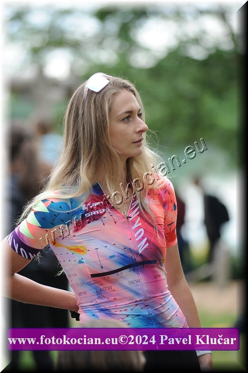 Náhled obrázku: 2024-5870-Podebradsky-triatlon-.JPG