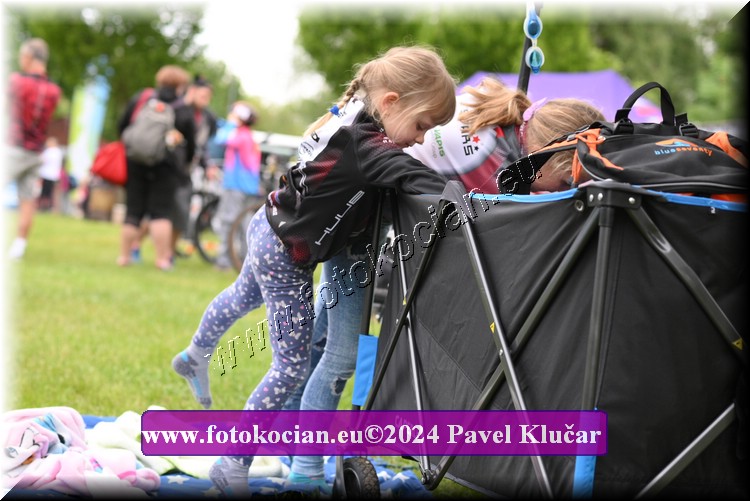 Náhled obrázku: 2024-5943-Podebradsky-triatlon-.JPG