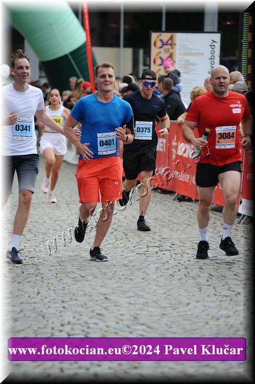 Náhled obrázku: 2024-5714-Zlin-401,3084,341.JPG