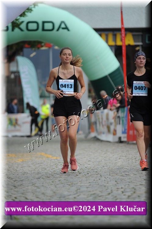 Náhled obrázku: 2024-6121-Zlin-413,407.JPG