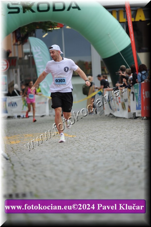 Náhled obrázku: 2024-6382-Zlin-303.JPG