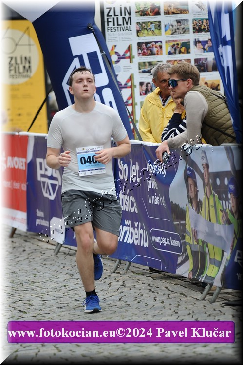 Náhled obrázku: 2024-6700-Zlin-400,0.JPG