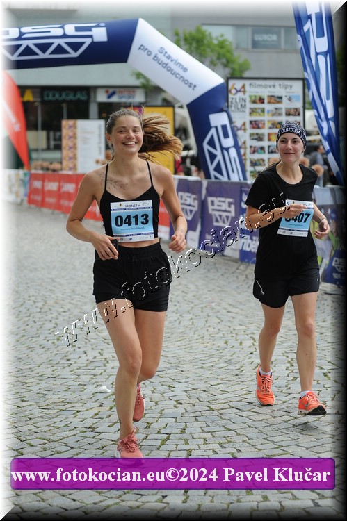 Náhled obrázku: 2024-6728-Zlin-413,407.JPG