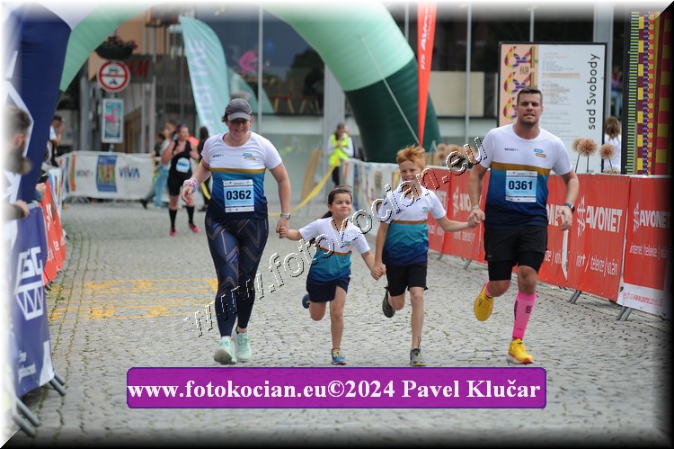 Náhled obrázku: 2024-6874-Zlin-362,361.JPG