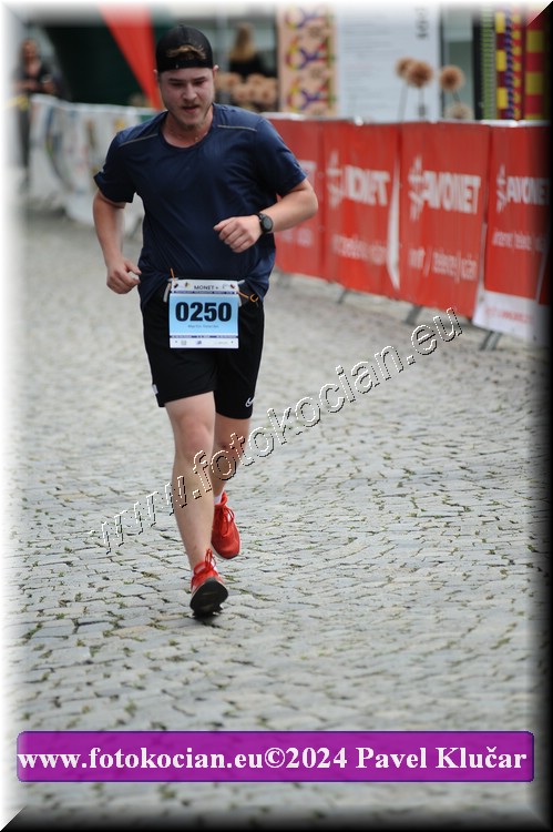 Náhled obrázku: 2024-6882-Zlin-250.JPG