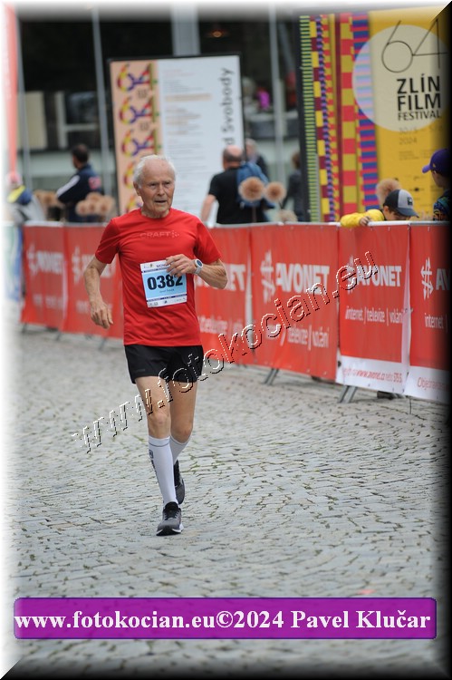 Náhled obrázku: 2024-6913-Zlin-382.JPG