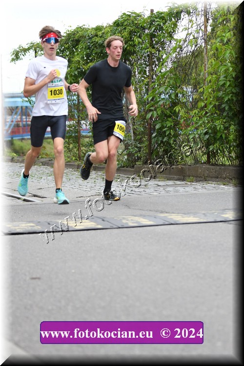 Náhled obrázku: 2024-1129-Zlin-1030,1054.JPG