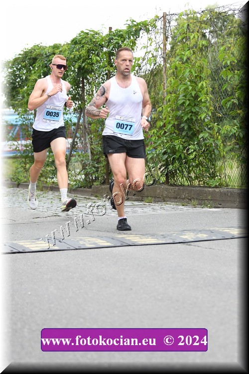 Náhled obrázku: 2024-1206-Zlin-77,35.JPG