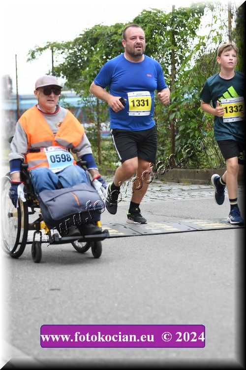 Náhled obrázku: 2024-1922-Zlin-1332,1331,598.JPG