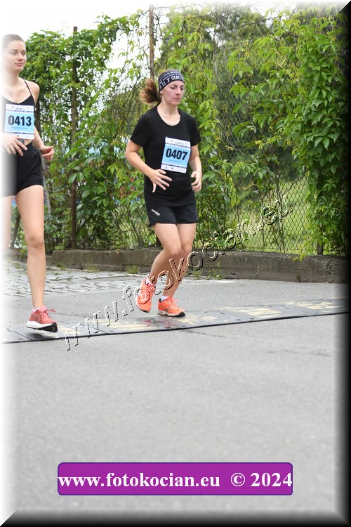 Náhled obrázku: 2024-2051-Zlin-407.JPG