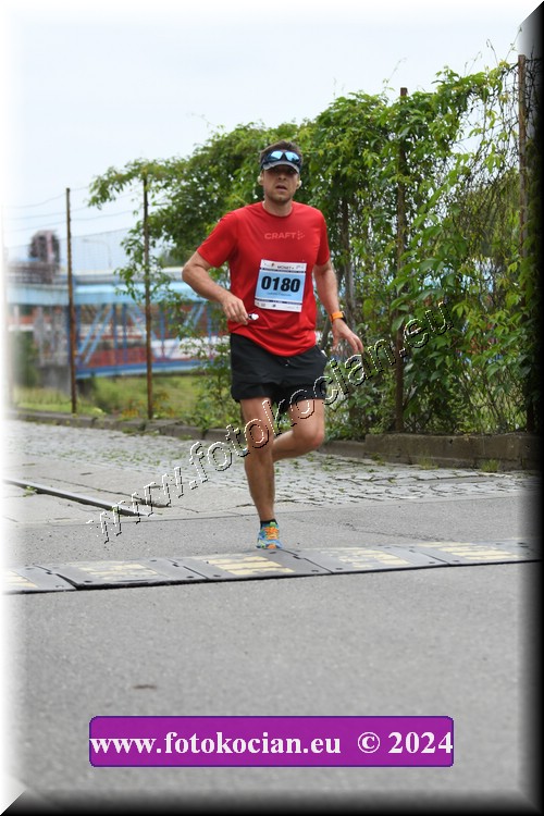 Náhled obrázku: 2024-2273-Zlin-180.JPG