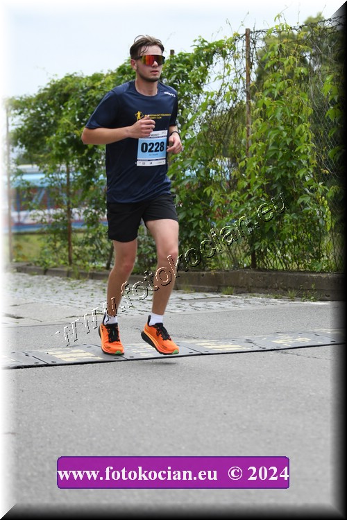 Náhled obrázku: 2024-2330-Zlin-228.JPG