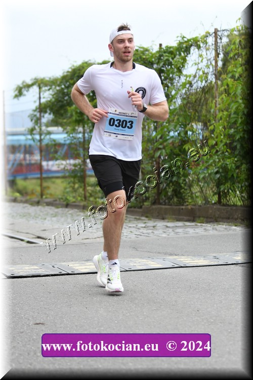 Náhled obrázku: 2024-2412-Zlin-303.JPG