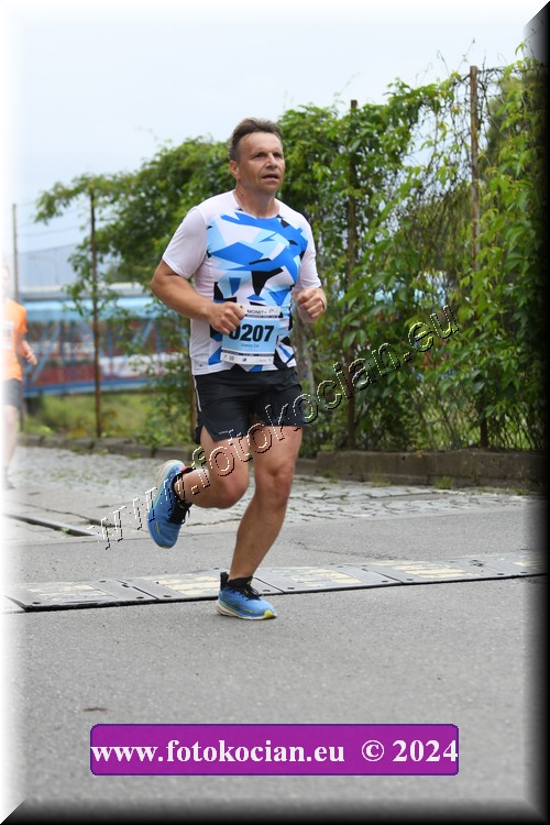 Náhled obrázku: 2024-2488-Zlin-207.JPG