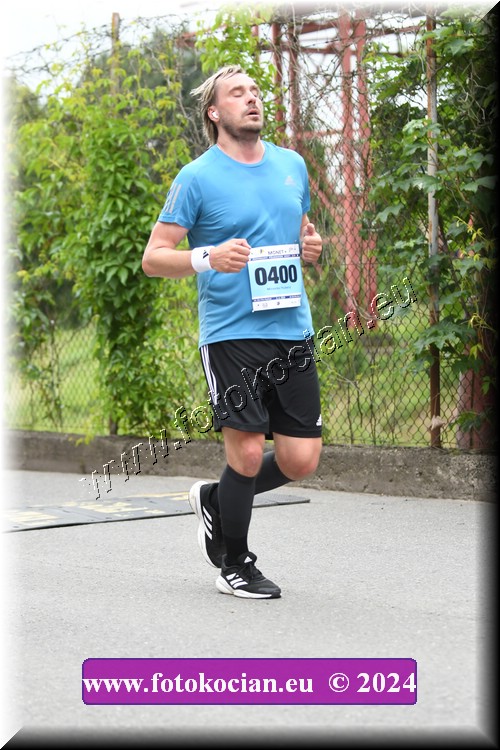 Náhled obrázku: 2024-2611-Zlin-400.JPG