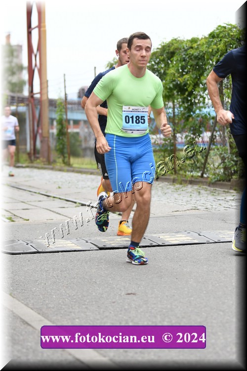 Náhled obrázku: 2024-2666-Zlin-185.JPG