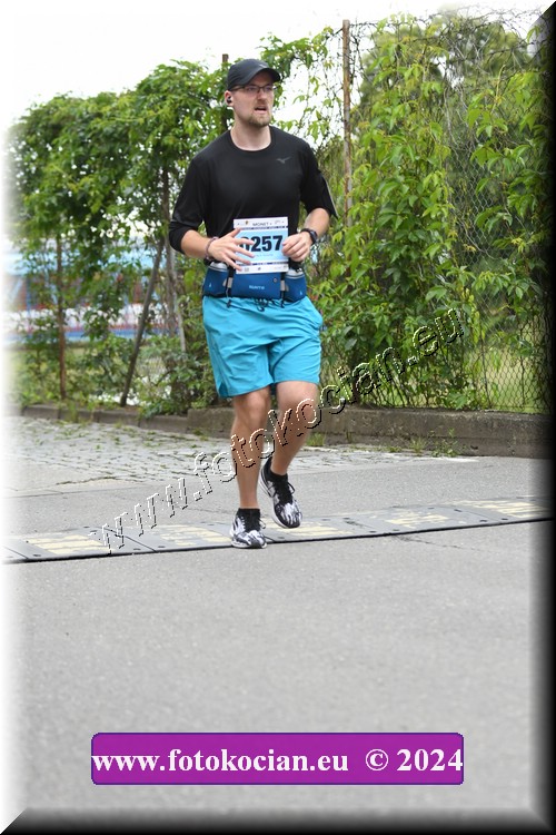 Náhled obrázku: 2024-2834-Zlin-257.JPG