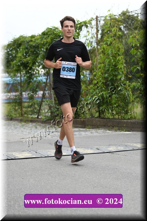 Náhled obrázku: 2024-2961-Zlin-380.JPG