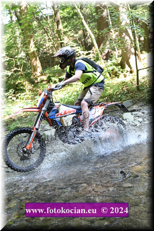 Náhled obrázku: 2024-1365-Caledna-motorka.JPG