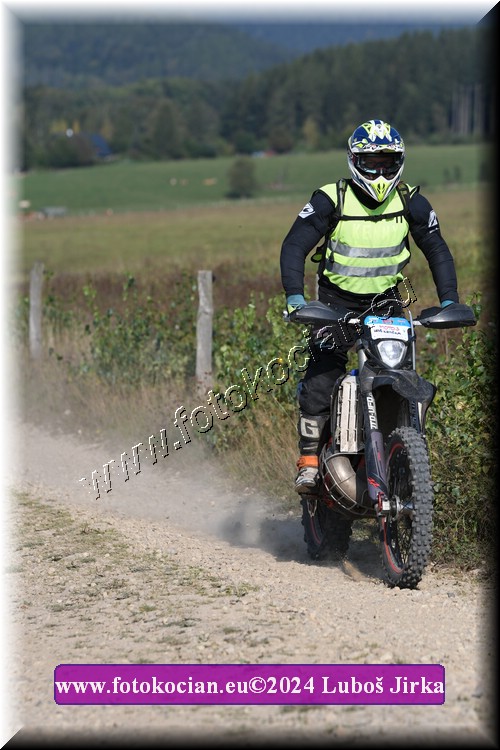 Náhled obrázku: 2024-5597-Sudety-motorka.JPG