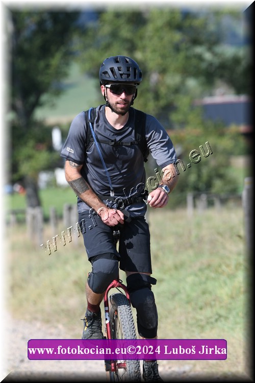 Náhled obrázku: 2024-6205-Sudety-jednokolka.JPG