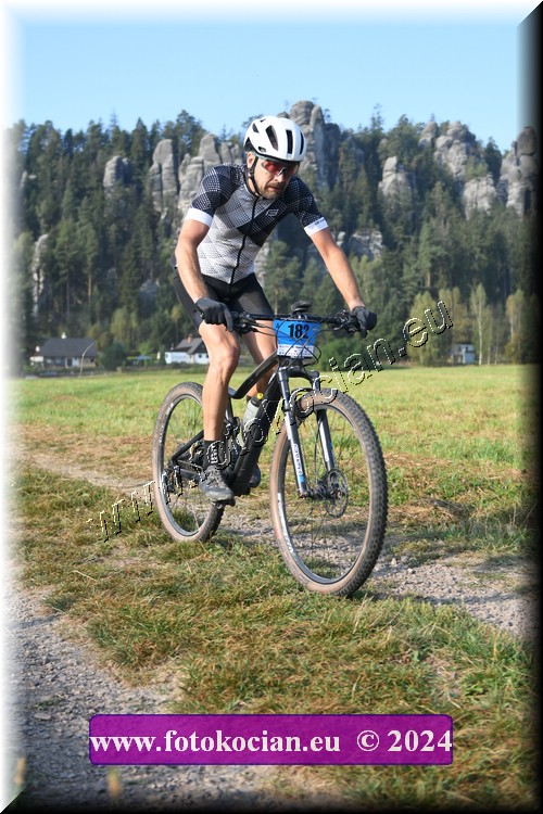 Náhled obrázku: 2024-1104-Sudety-182.JPG