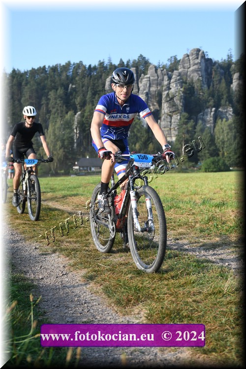 Náhled obrázku: 2024-1116-Sudety-156.JPG