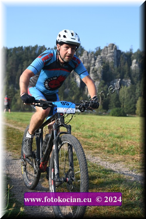 Náhled obrázku: 2024-1124-Sudety-95.JPG