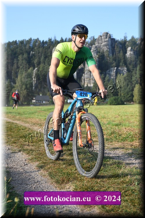 Náhled obrázku: 2024-1127-Sudety-420.JPG