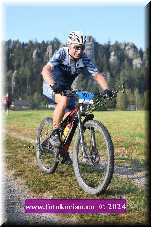 Náhled obrázku: 2024-1128-Sudety-107.JPG