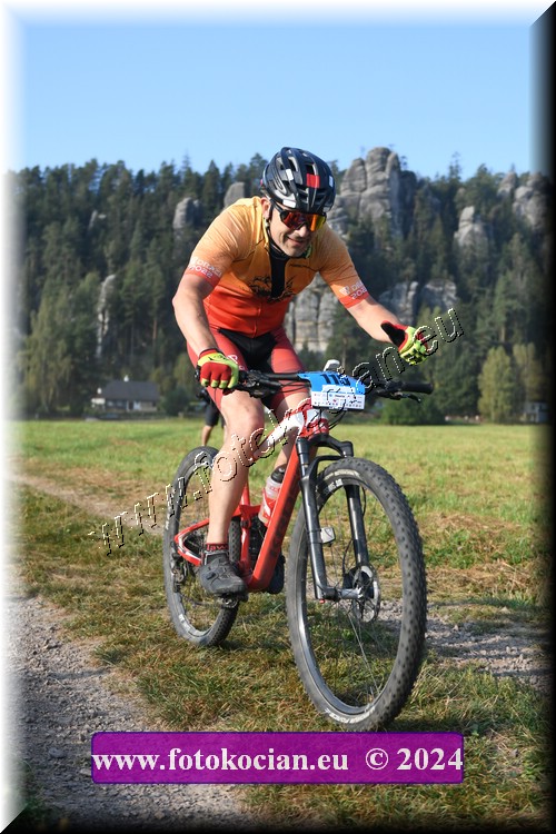 Náhled obrázku: 2024-1129-Sudety-115.JPG