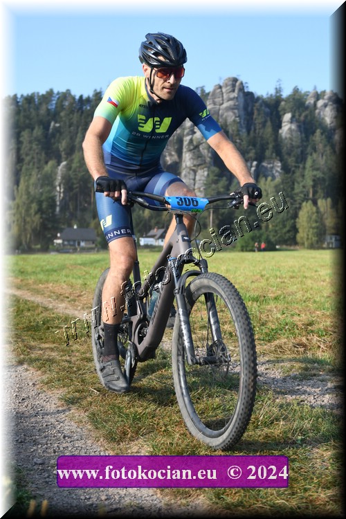 Náhled obrázku: 2024-1201-Sudety-306.JPG