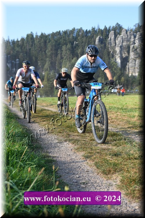 Náhled obrázku: 2024-1232-Sudety-381,227.JPG