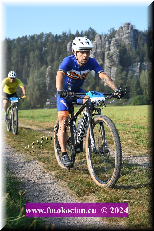 Náhled obrázku: 2024-1301-Sudety-255.JPG