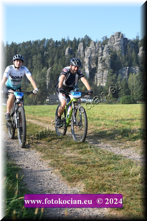 Náhled obrázku: 2024-1384-Sudety-298,180.JPG