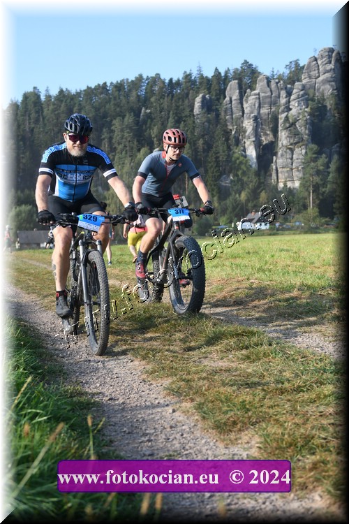 Náhled obrázku: 2024-1389-Sudety-377,329.JPG